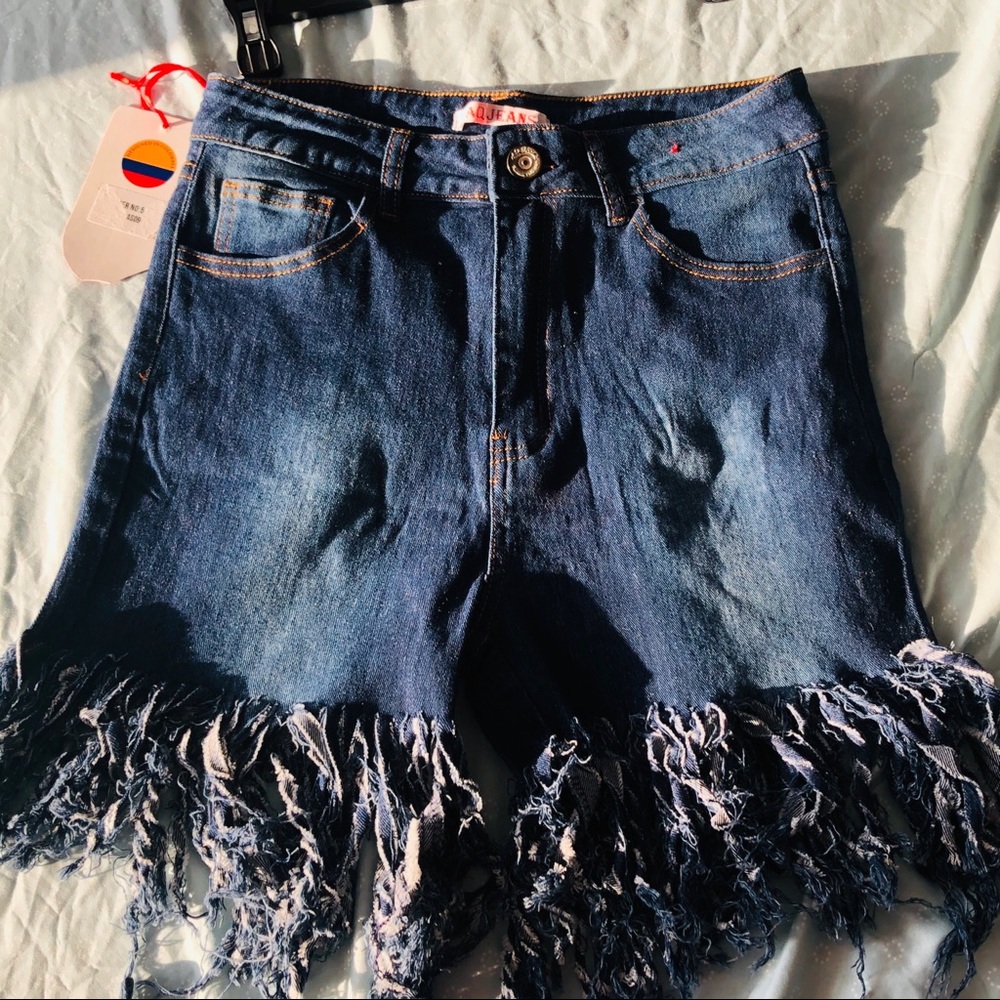 AQ Jeans with cuts